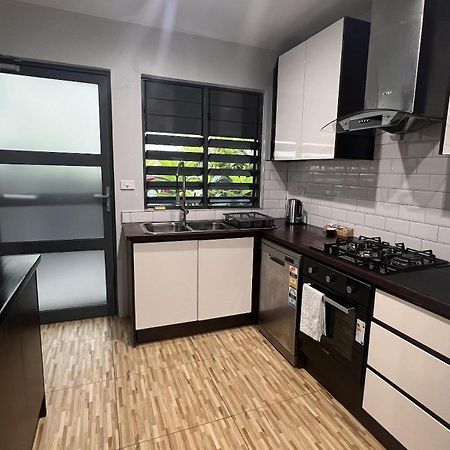 Greystone Apartments 나디 외부 사진