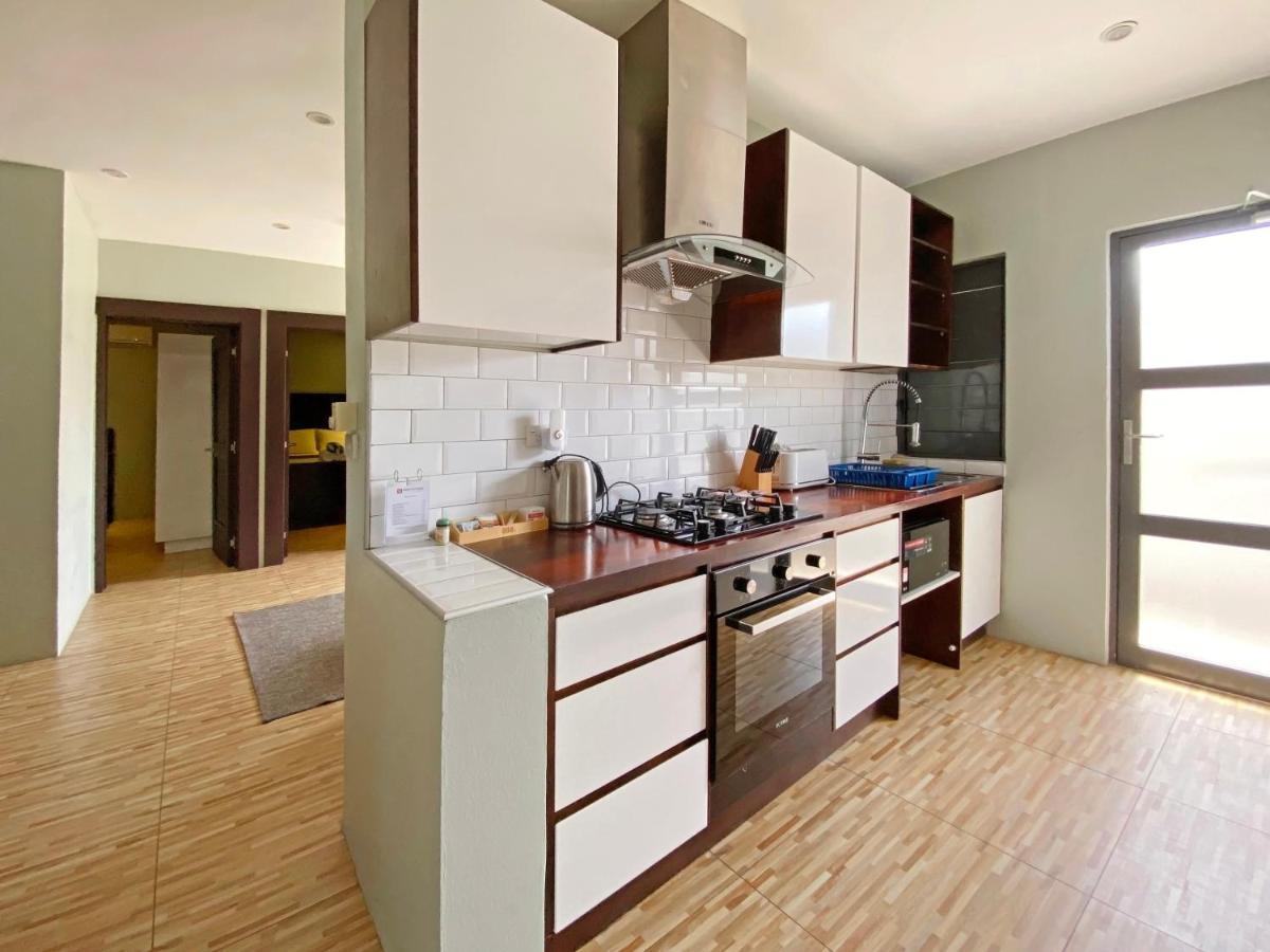 Greystone Apartments 나디 외부 사진